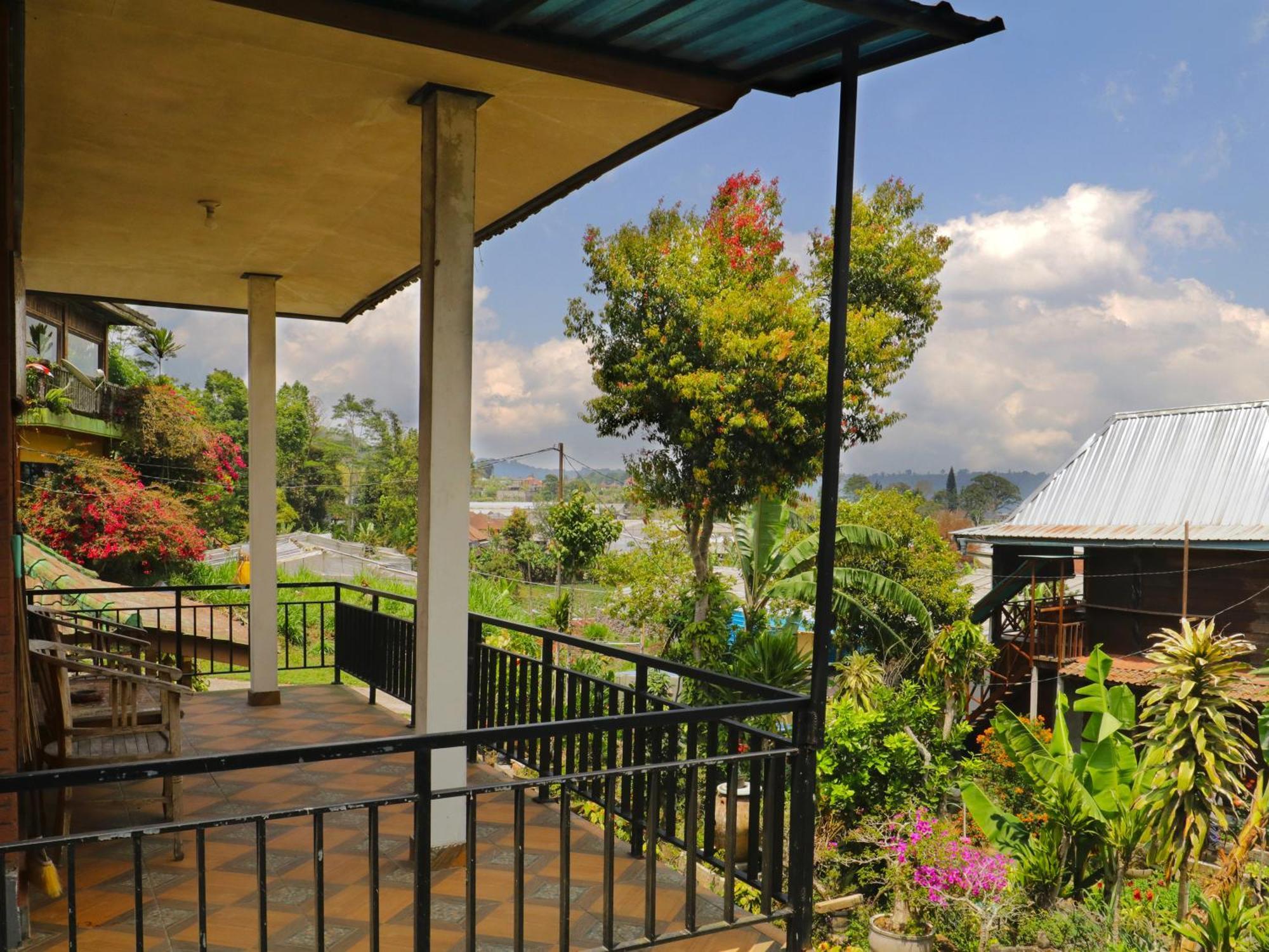 Dajan Buyan Homestay Bedugul  Luaran gambar